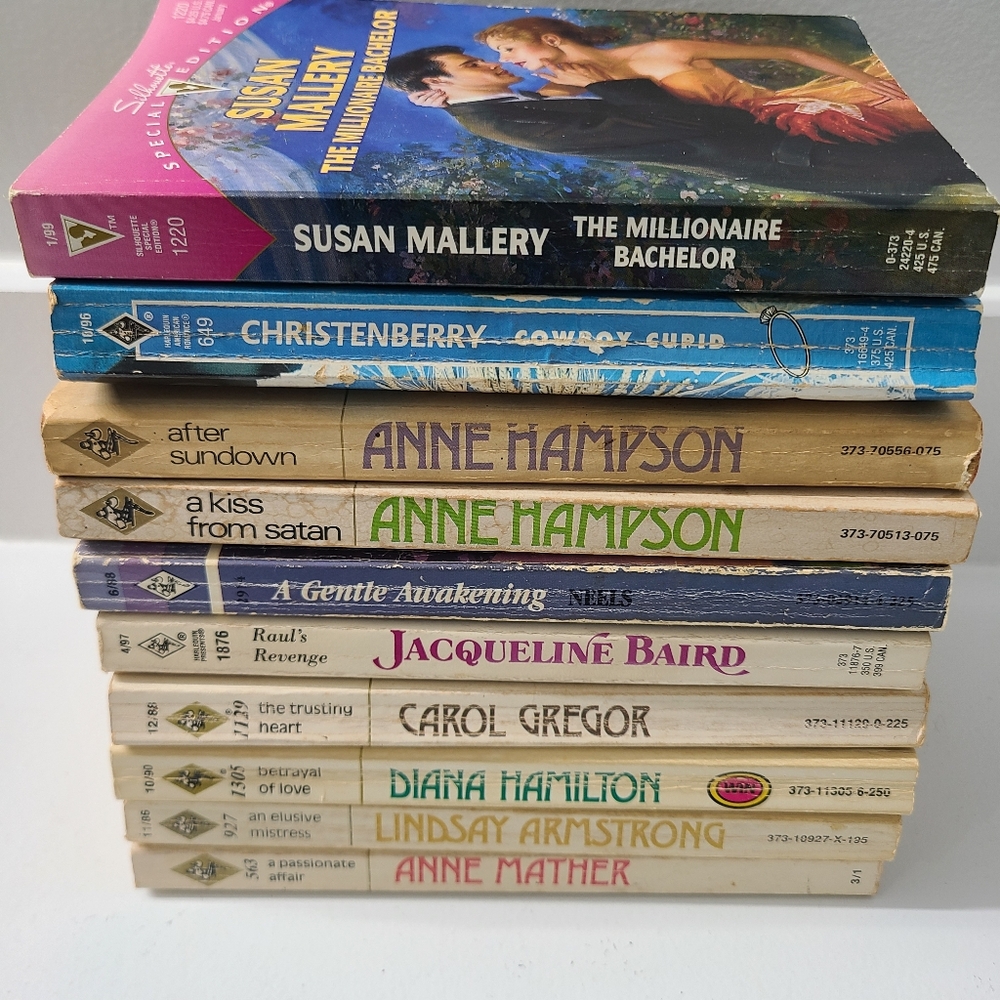 Harlequin Presents  Romance Paperback Books American Romance Silhouette Edt (10)